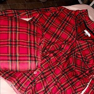 2 piece plaid pjs